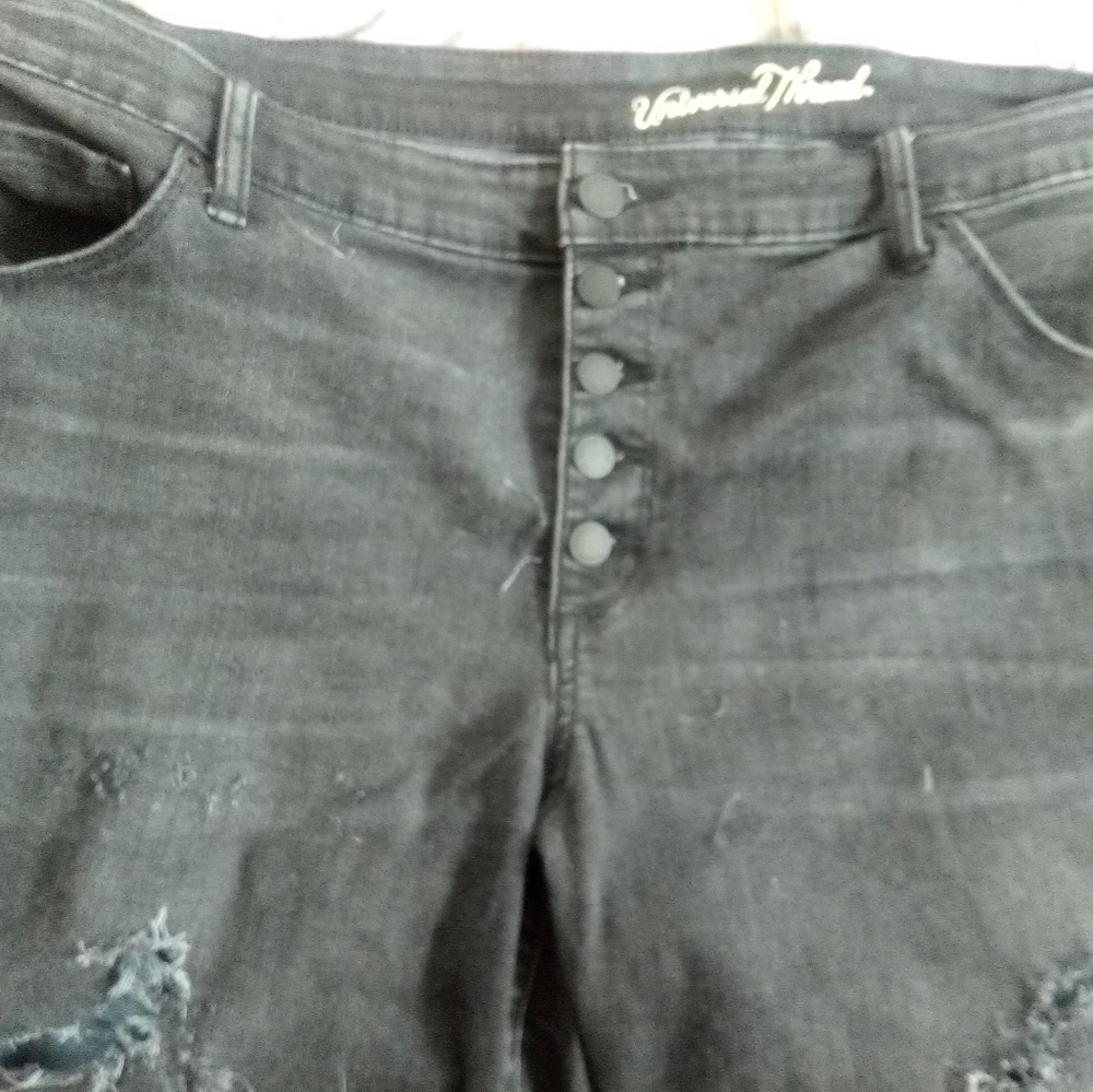 Button-fly Black Ripped Jeans - Picture 2 of 4